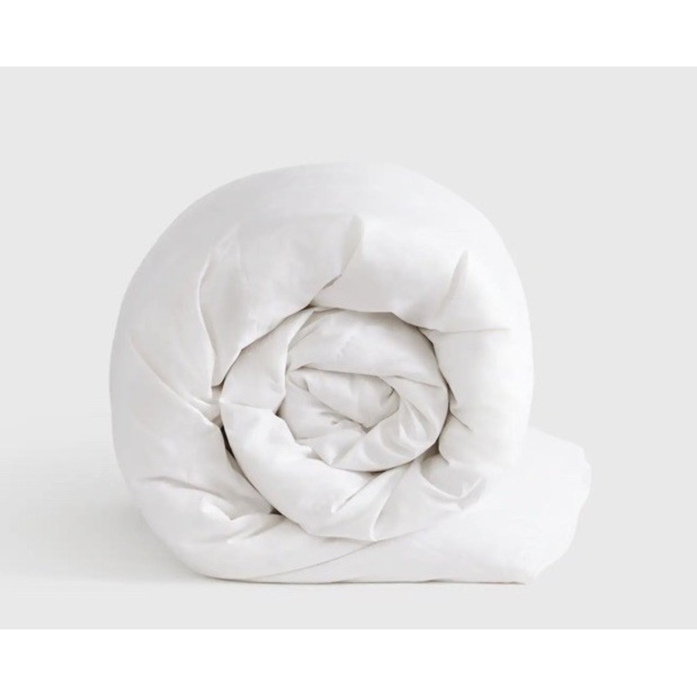 QUINCE King/Cal Lightweight Premium Down Alternative Comforter Duvet Insert NEW